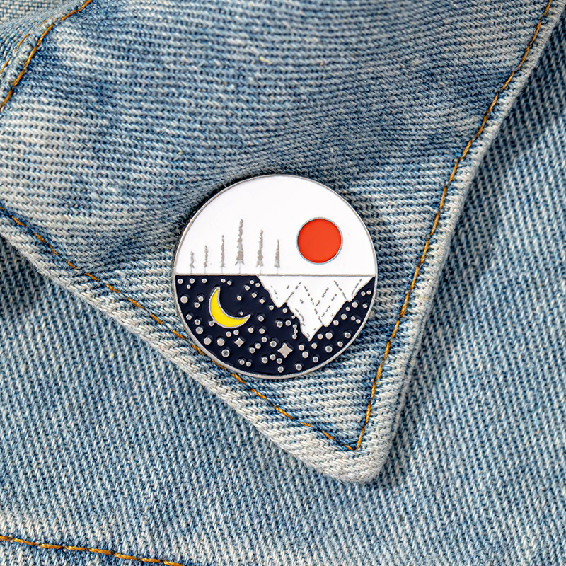 Outdoor Adventure Enamel Pins  - огляд і ціна Outdoor Adventure Friends