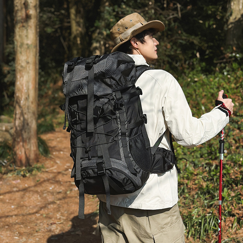 55L Outdoor Mountaineering Bac - огляд і ціна Outdoor Adventure With No Backpack